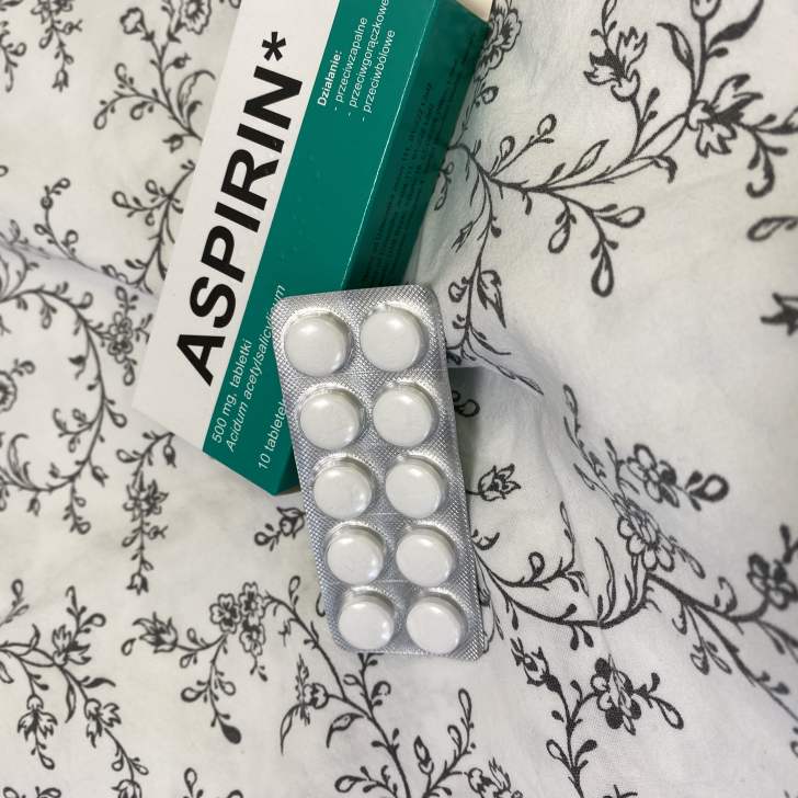 Aspiryna usuwa plamy